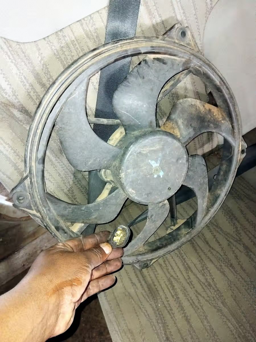 Electric Radiator Cooling Fan for Volvo S40